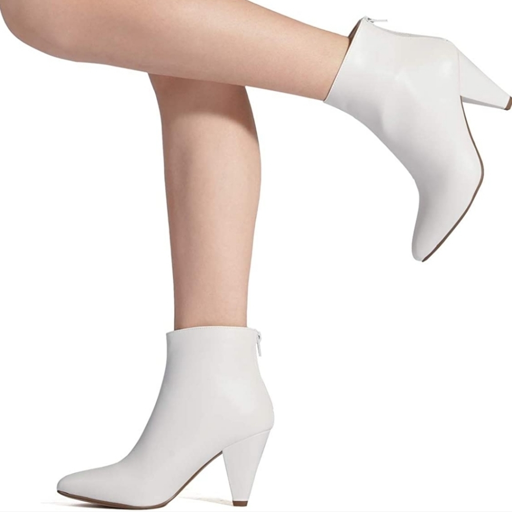 DREAM PAIRS Women's Pointed Toe High Heel Ankle Booties - Size 9